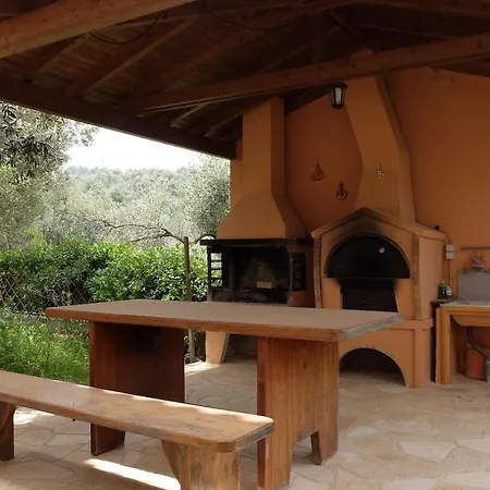 Cozy With View In Agia Anna (Evia)