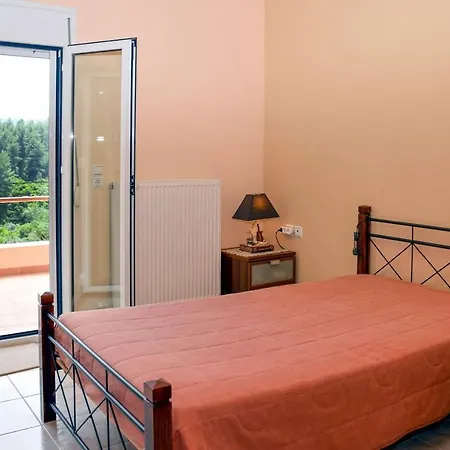 Cozy With View In Agia Anna (Evia)